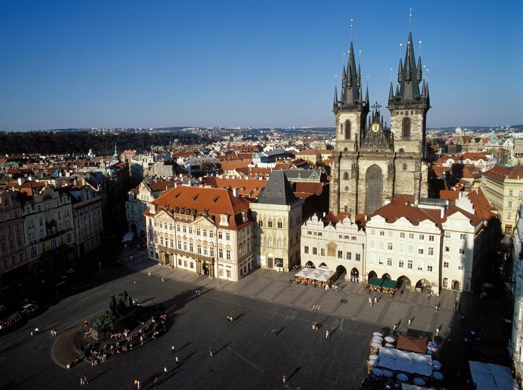 Apartment Near The Old Town Square Prag Rum bild